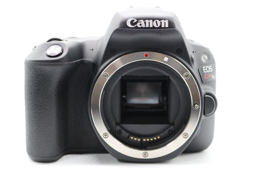 ボディ新品級 【Canon EOS Kiss X9 ダブルレンズセット】