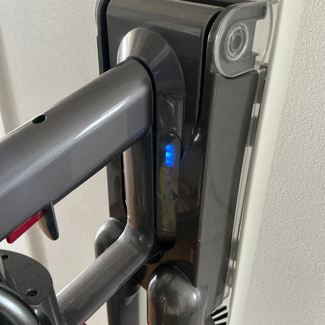 Dyson V10 コードレスクリーナー　SV12 タワーのスタンド付き