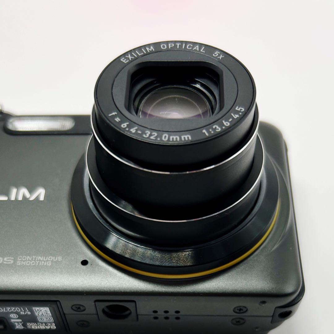 美品　CASIO エクシリム　EX-FC100　カシオデジタルカメラ