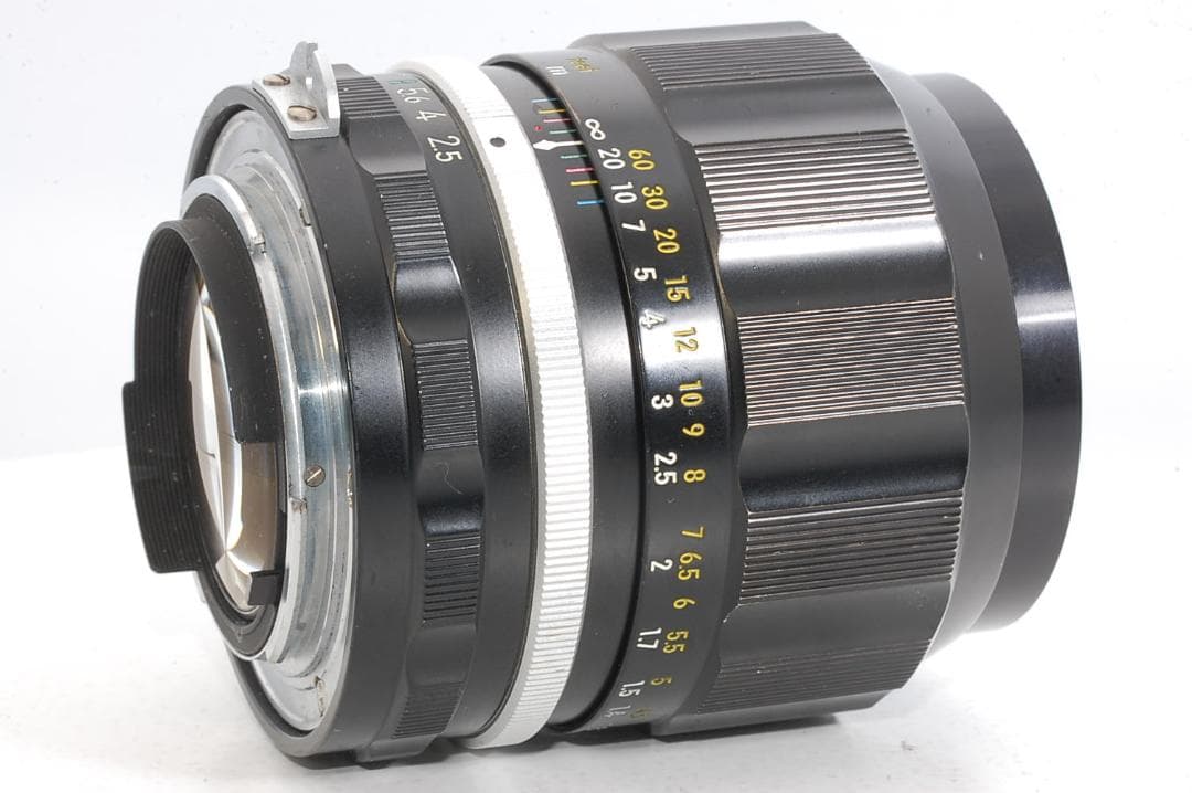 美品 ニコン　NIKKOR-P 105 2.5