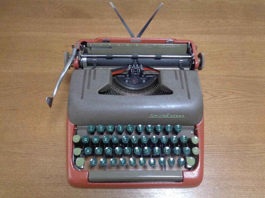 完動品　Smith-Corona SILENT コロナタイプライター 1952年