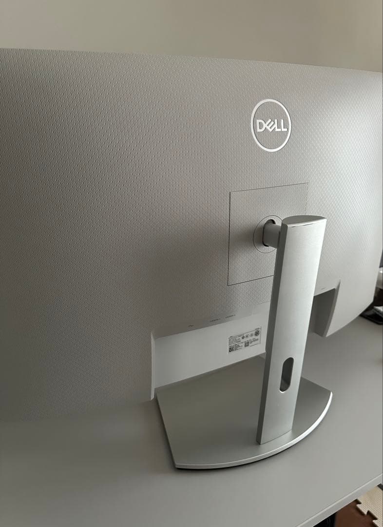 Dell S3221QS 31.5インチ 曲面 4K モニター