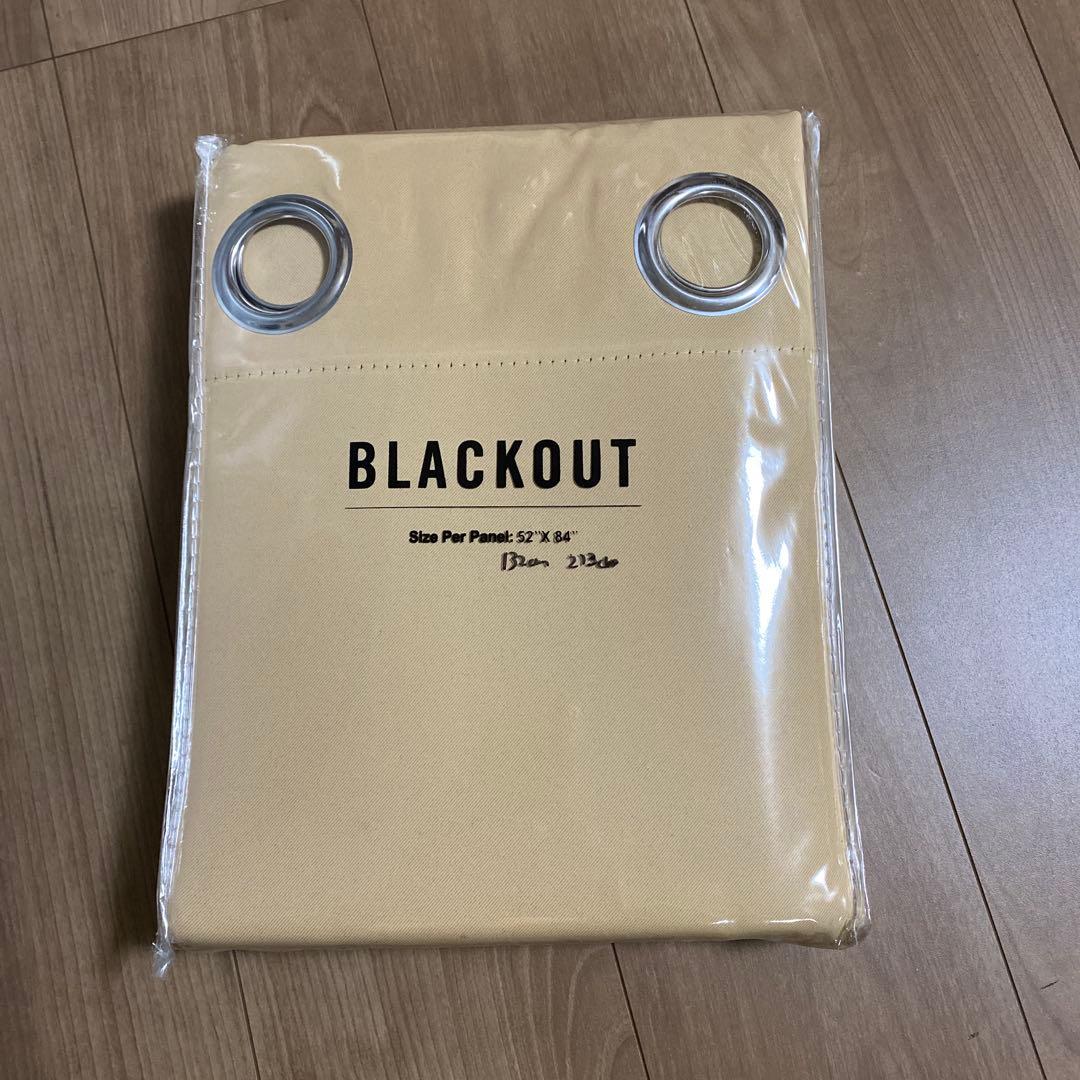 Black OutのカーテンとカーテンレールLast Offer‼️