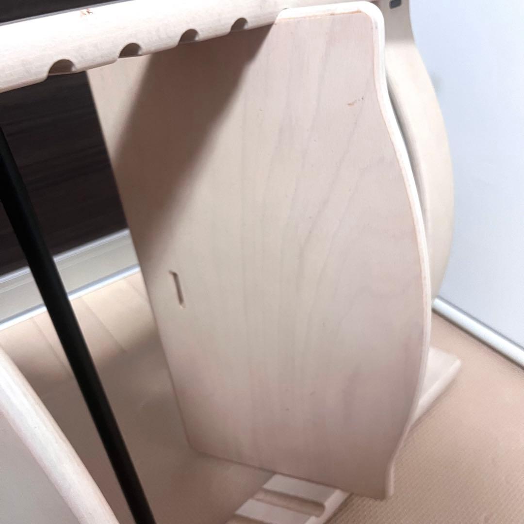 【新型ベビーセット付き】シリアル4　ストッケ トリップトラップホワイトウォッシュ