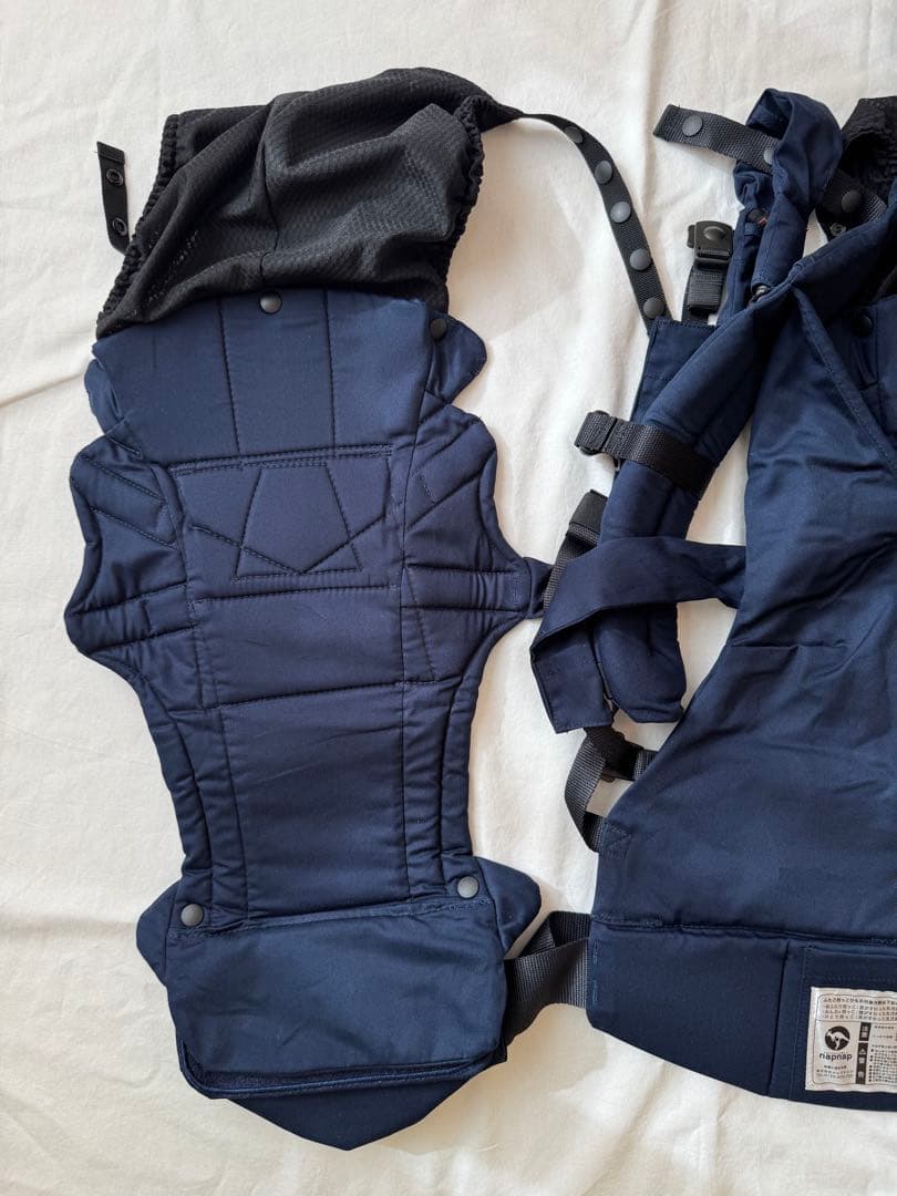 napnap 双子抱っこ紐　ネイビー　試着のみ