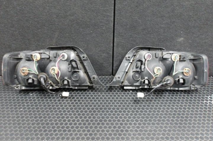 チェイサー アバンテ 後期テールランプ 左右 配線付き