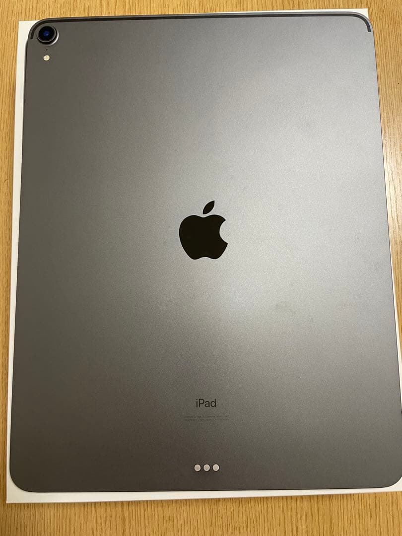 iPad Pro 12.9インチ 第3世代256GB Wi-Fiスペースグレー