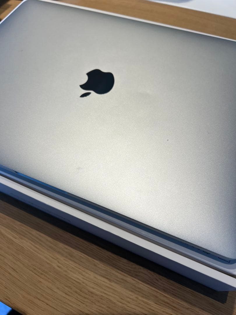 MacBook Pro M1 メモリ8GB ストレージ256