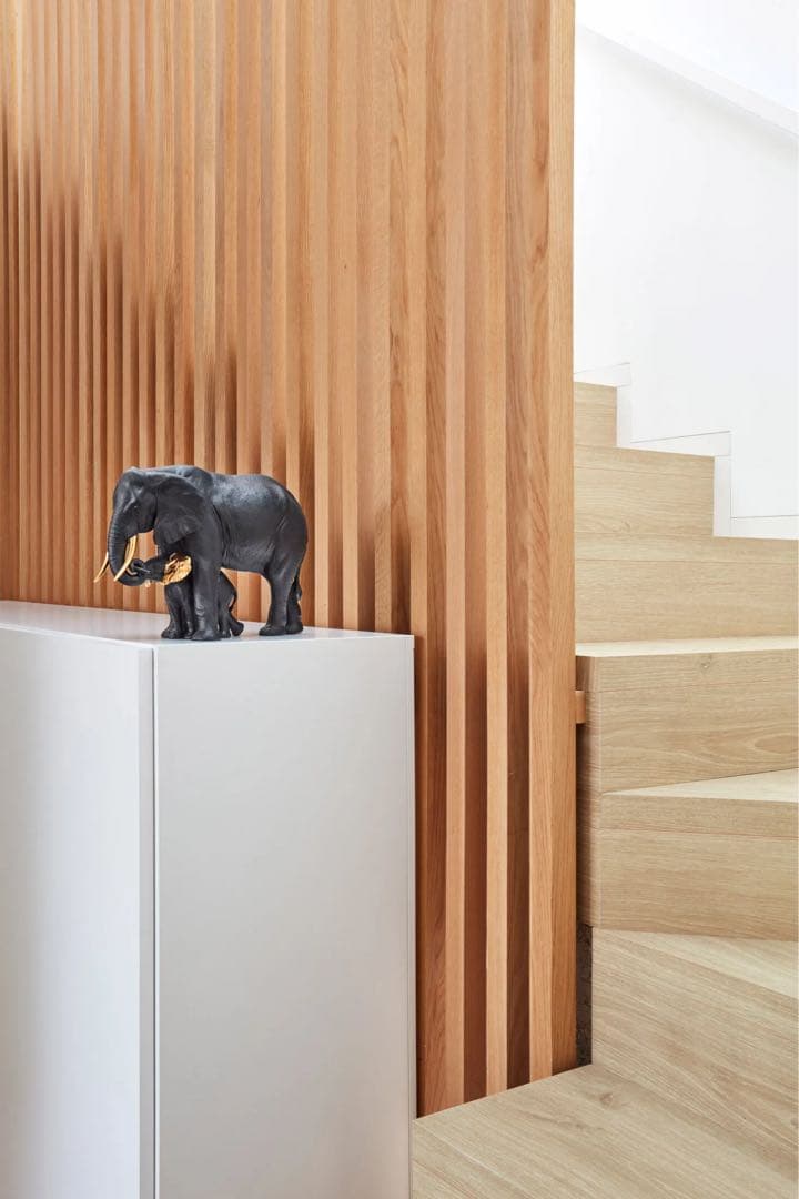 リヤドロ LLADRÓ エレファント（Ｂｏｌｄ　Ｂｌａｃｋ）