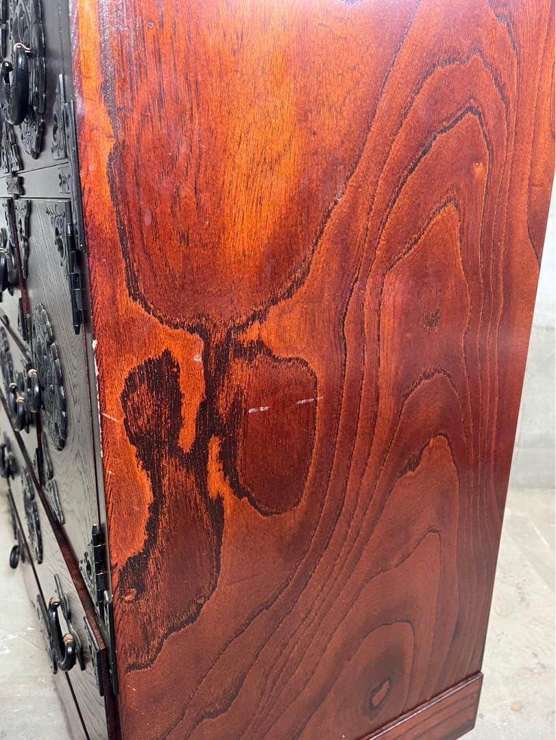 民芸家具 岩谷堂タンス 中型タンス　車　鍵付き