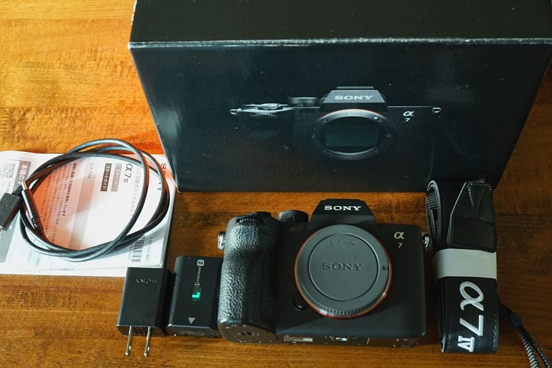 SONY α74 ミラーレスカメラ 本体と付属品