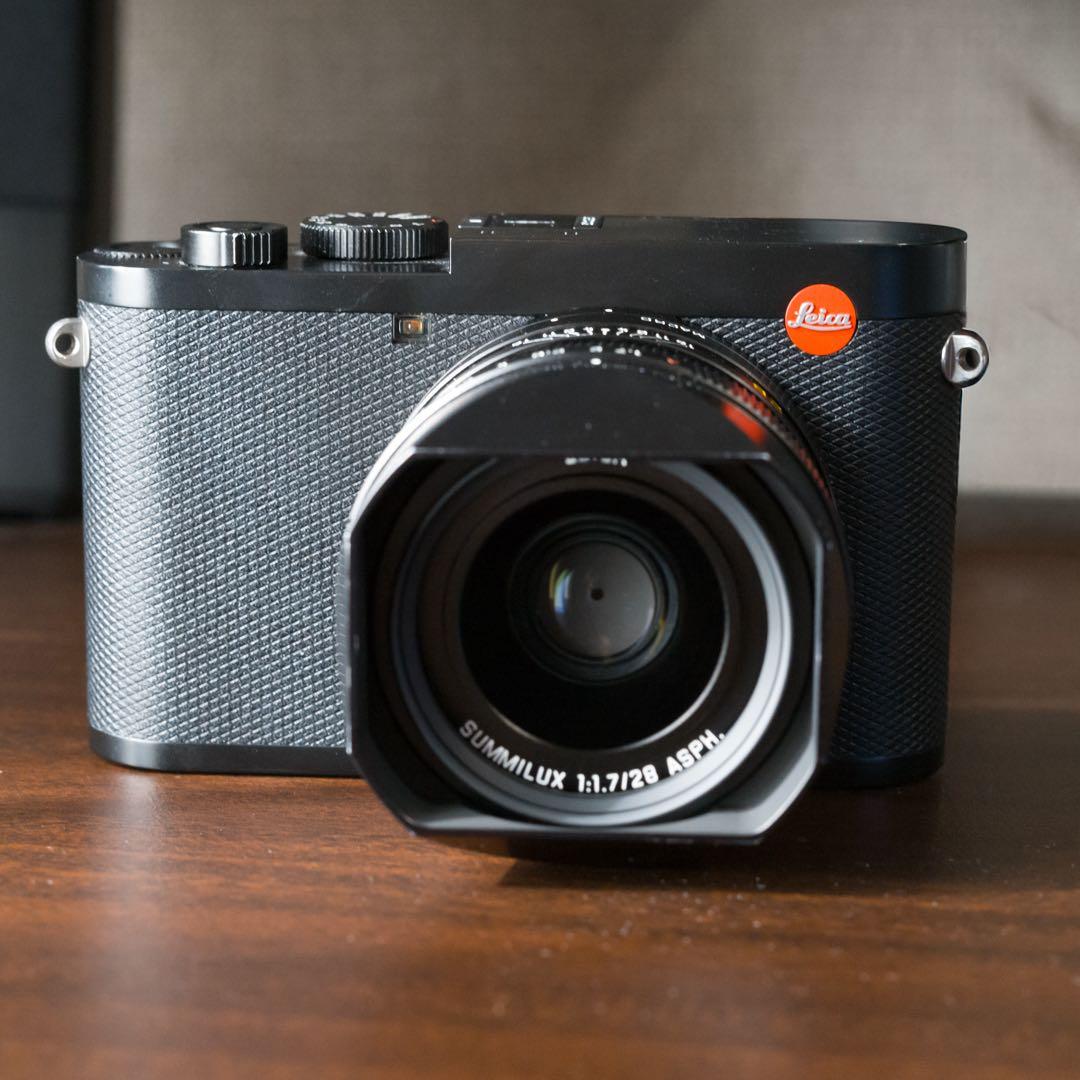 ライカLEICA カメラ Q2 付属品付き