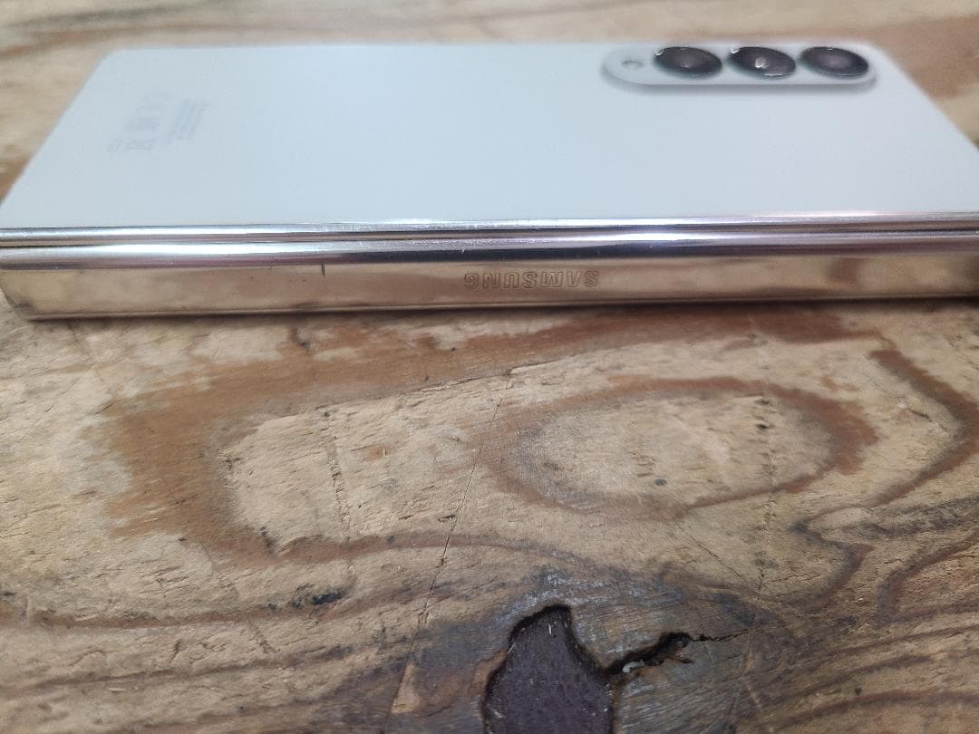 ジャンク SAMSUNG GALAXY Z FOLD