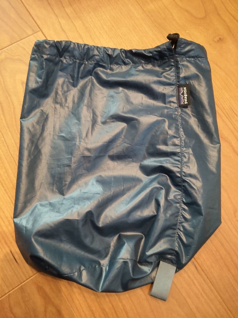 2007年製 patagonia マイクロパフフーデッド 収納袋付 S ブルー