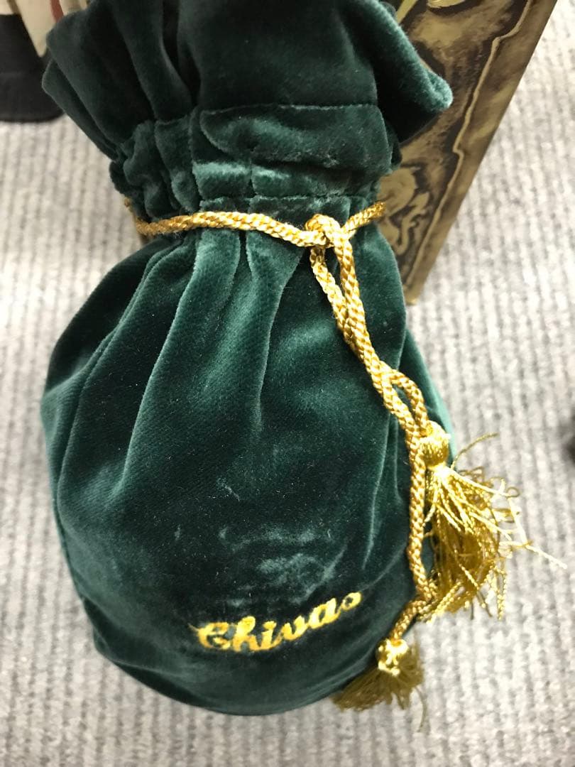 CHIVAS シーバス　 SALUTE ロイヤルサルート　21年