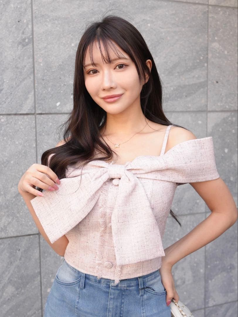 LIP SERVICE ツイードリボンオフショルトップスピンク