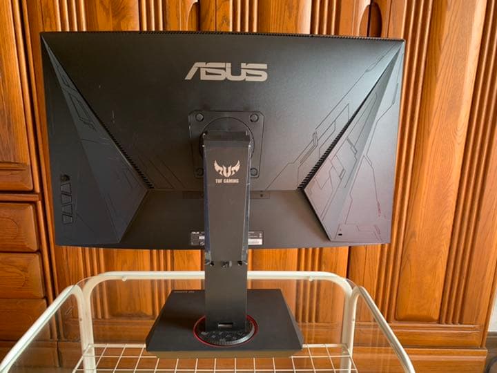 ASUS VG32VQ 曲面ゲーミングディスプレイ