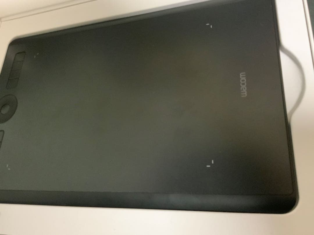 Wacom Intuos Pro Medium PTH-660 箱あり・替え芯付