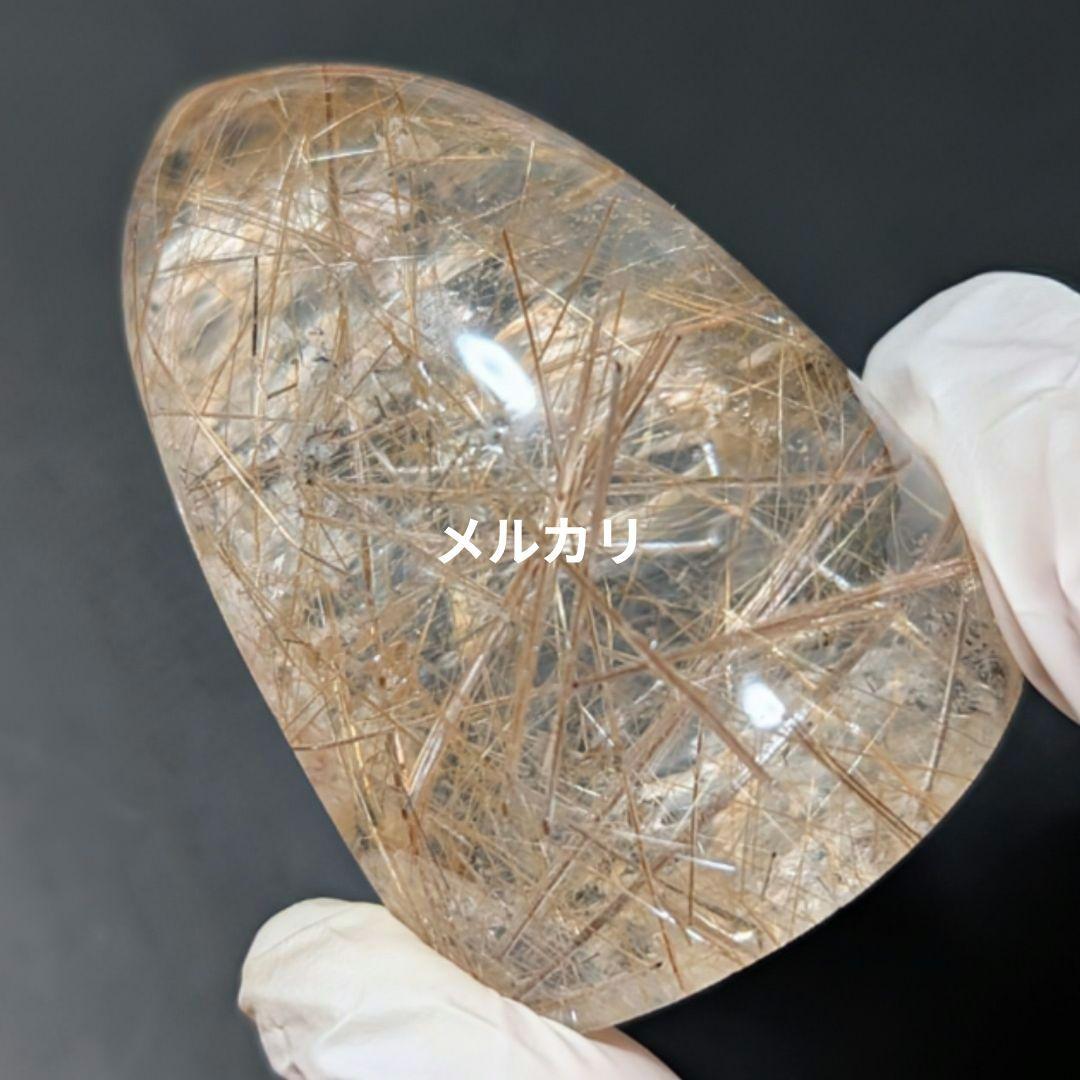 今だけ半額！ルチルクォーツ（ルチルレイテッド）磨き原石 専用台座付き