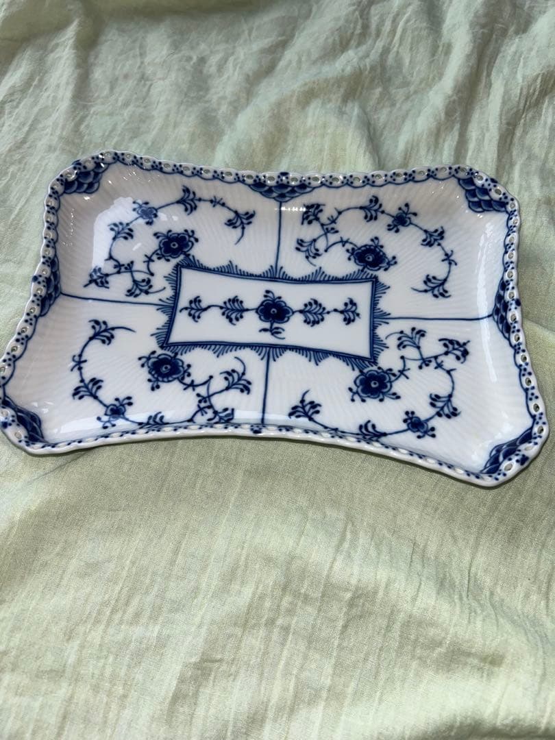 ロイヤルコペンハーゲン　フリル　皿