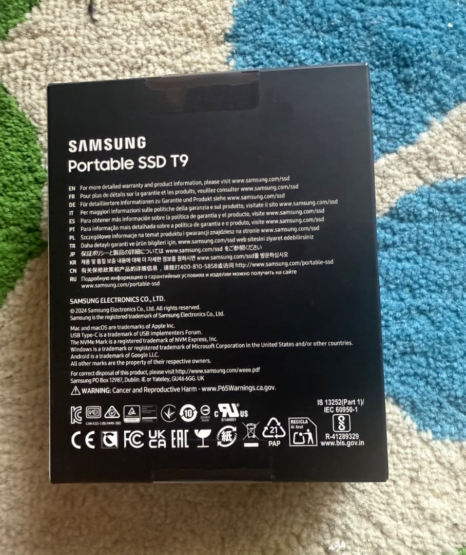 【新品未開封】Samsung Portable SSD T9 4TB