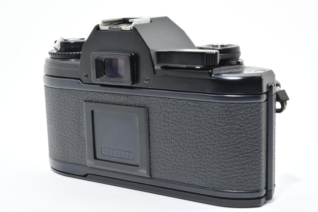 NIKON EM フィルムカメラ 50mm F1.4 おまけレンズセット カメラ