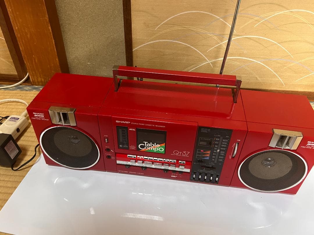 M*D様 希少　当時物　SHARP 　QT-37　 ラジカセ　ジャンク