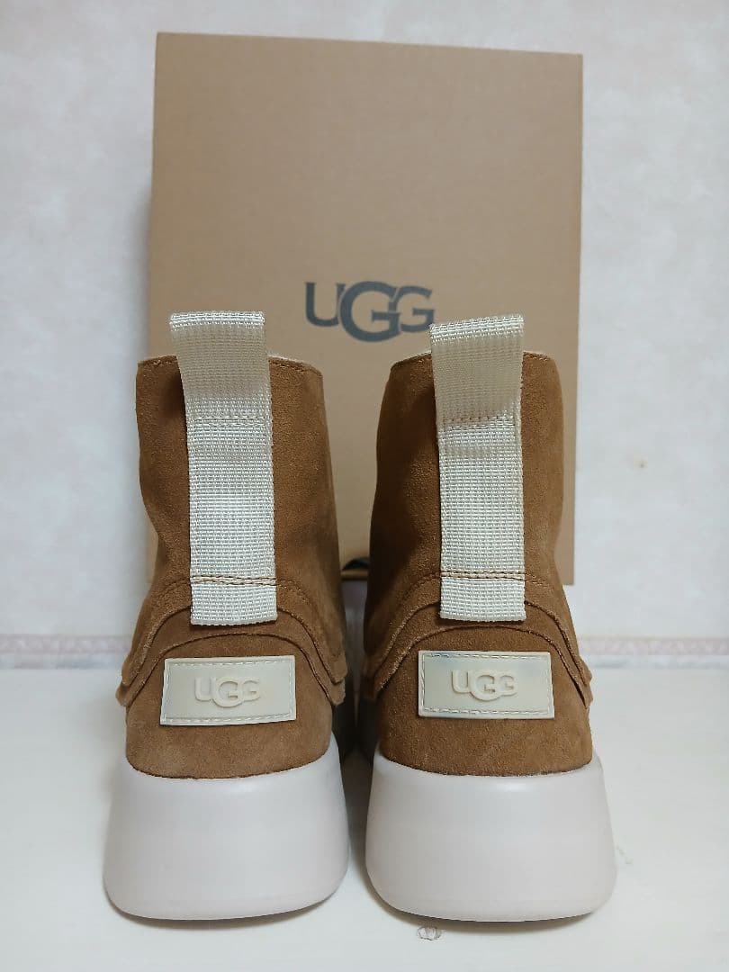 「未使用品」UGGブーツ24cm W classic boom boot