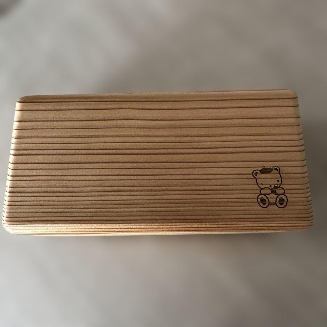 ❣️希少❣️新品・未使用❣️familiar 木製弁当箱 バンド付き　2種類の蓋❣️