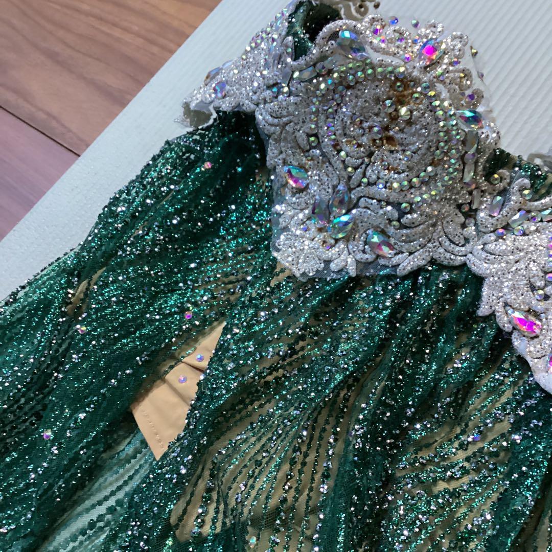 ベリーダンスコスチューム　グリーン