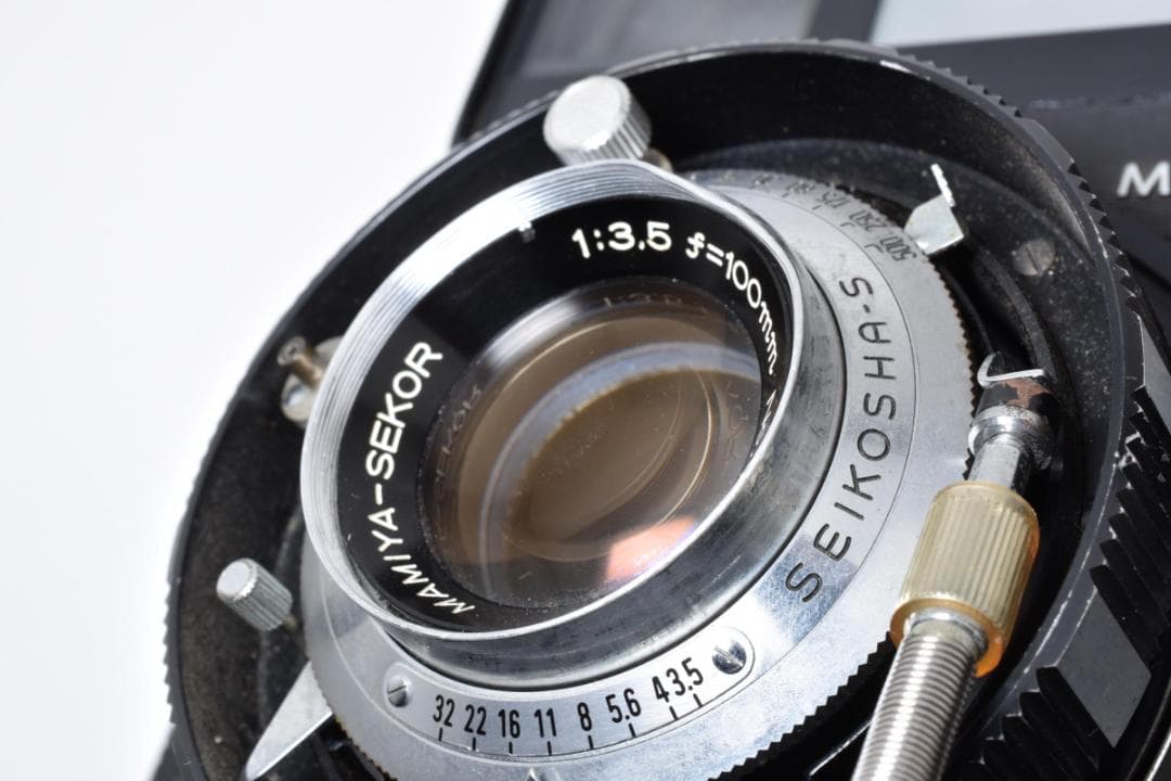 マミヤ MAMIYA UNIVERSAL PRESS レンズ付き