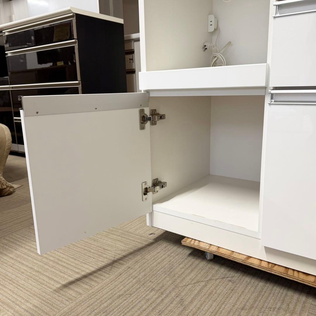 定価24万♪ 松田家具 117cm幅キッチンボード 食器棚 収納家具 鏡面仕上げ