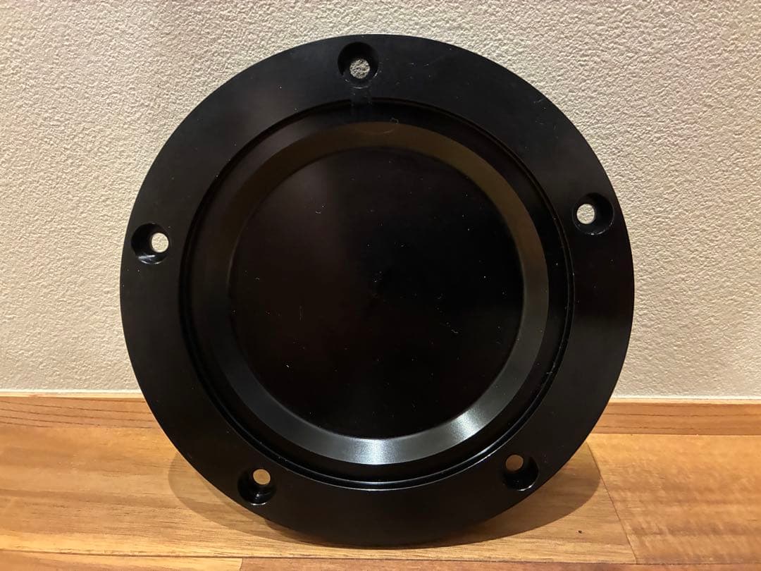 サンディエゴカスタム ダービーカバーHAPPY M8ソフテイル用 グロスブラック