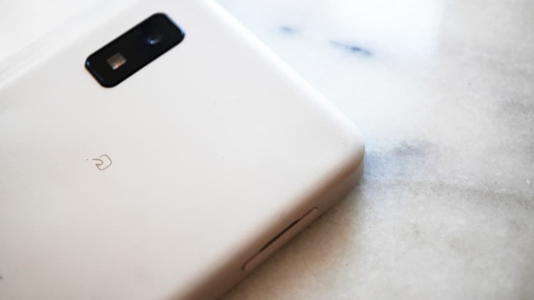 未使用カバー付・アクオスウィッシュ1AQUOS wish64GB SIMフリー