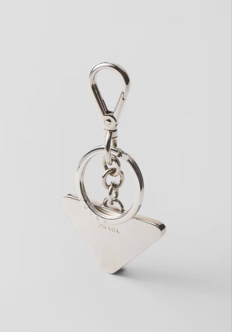 最終値引き★ PRADA サフィアーノ キーリング キーホルダー　チャーム