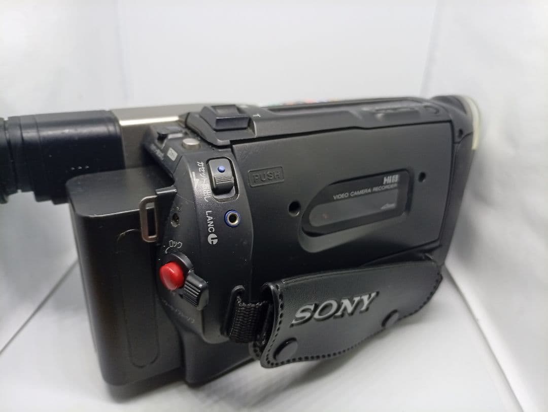 値下げ動作品　SONY Hi8ビデオカメラ　Handycam CCD-TRV66