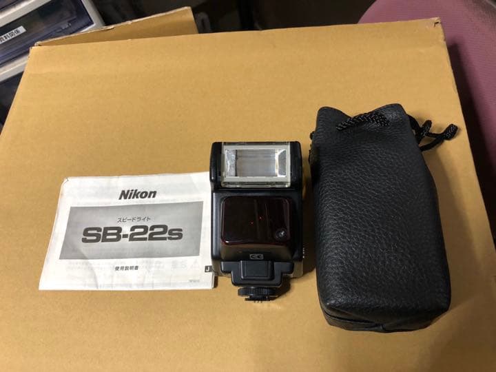 ニコンF50フィルム式一眼レフカメラ附属セット