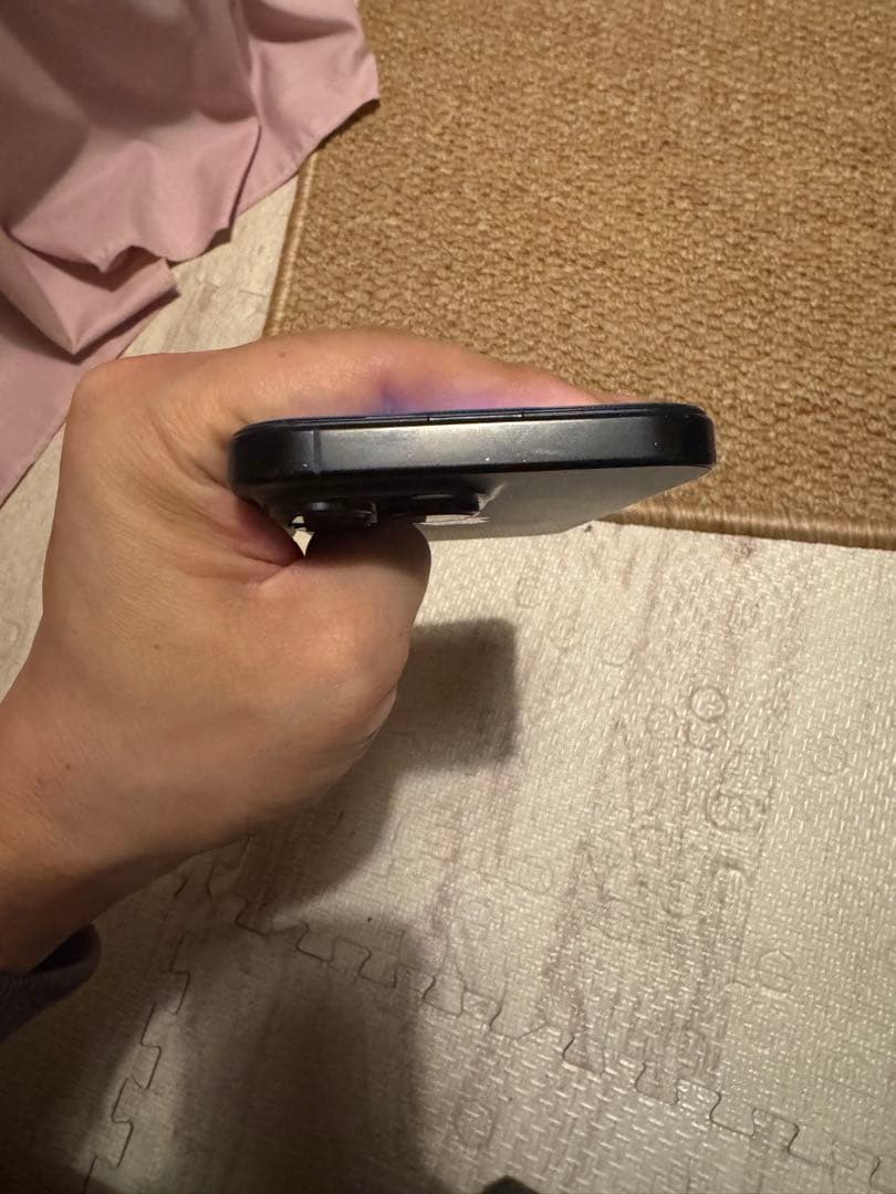 海外版iPhone 16 Pro Max 256GB,美品,バッテリーは100％