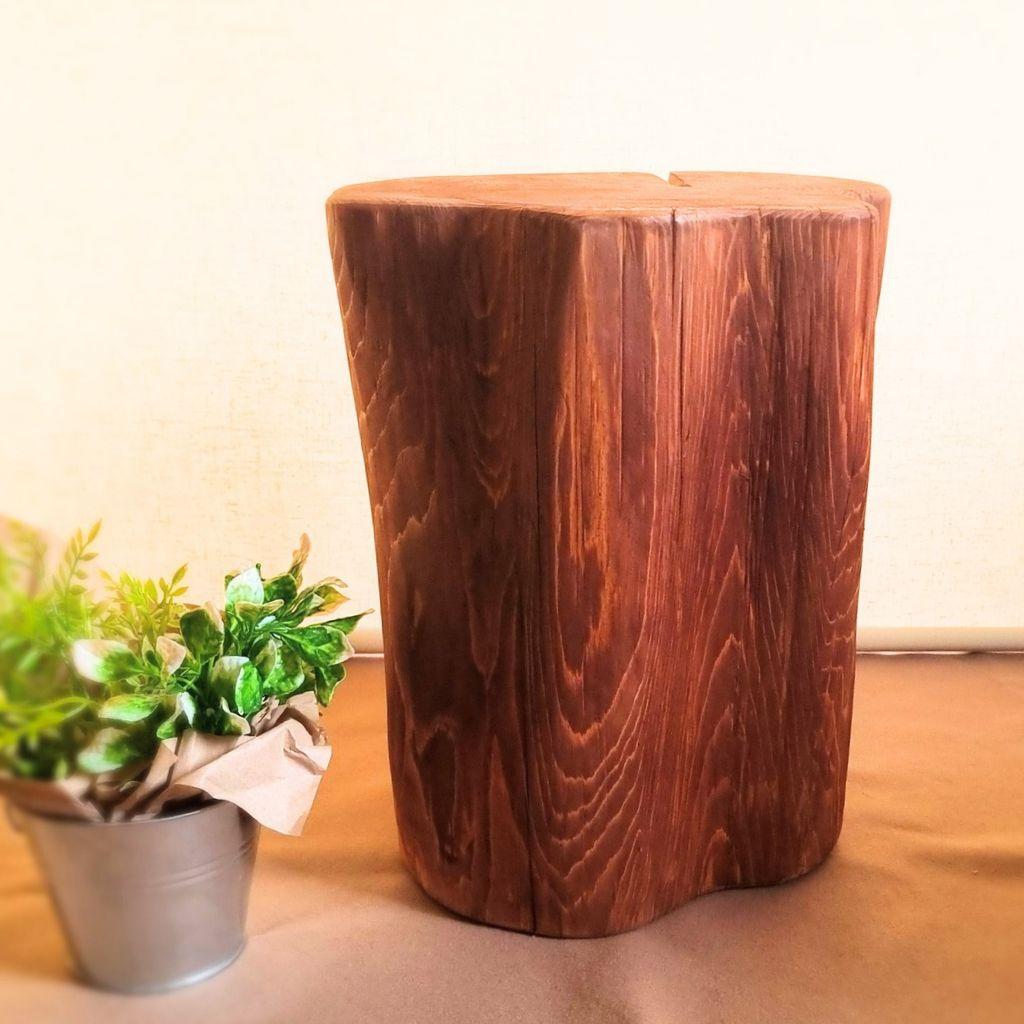 ナチュラルウッドのテーブル・スツール エイジング塗装