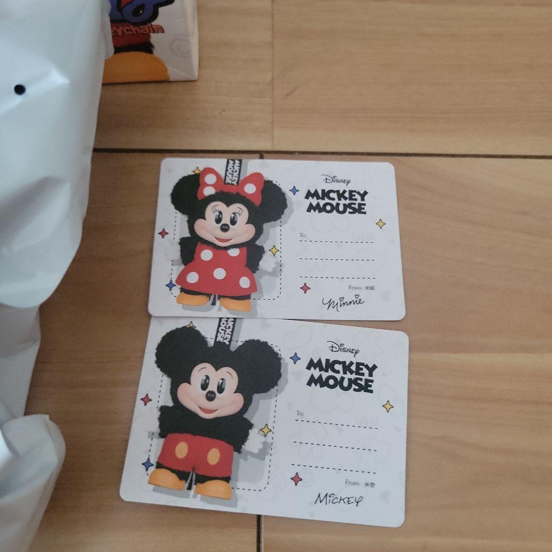 POPMART　ディズニー　ミッキーファミリー　ミニー　韓国　完売　キーホルダー