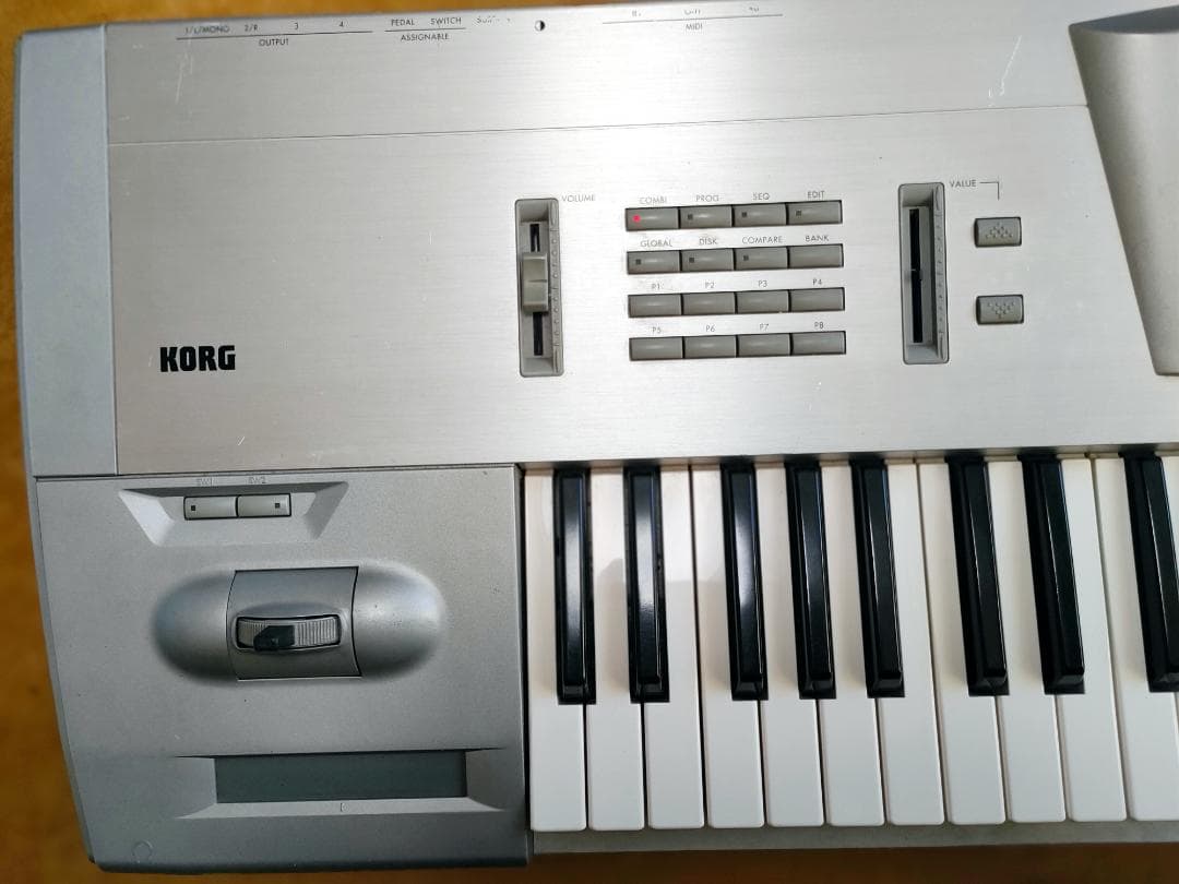 KORG TRINITY Plus 76鍵 ワークステーション