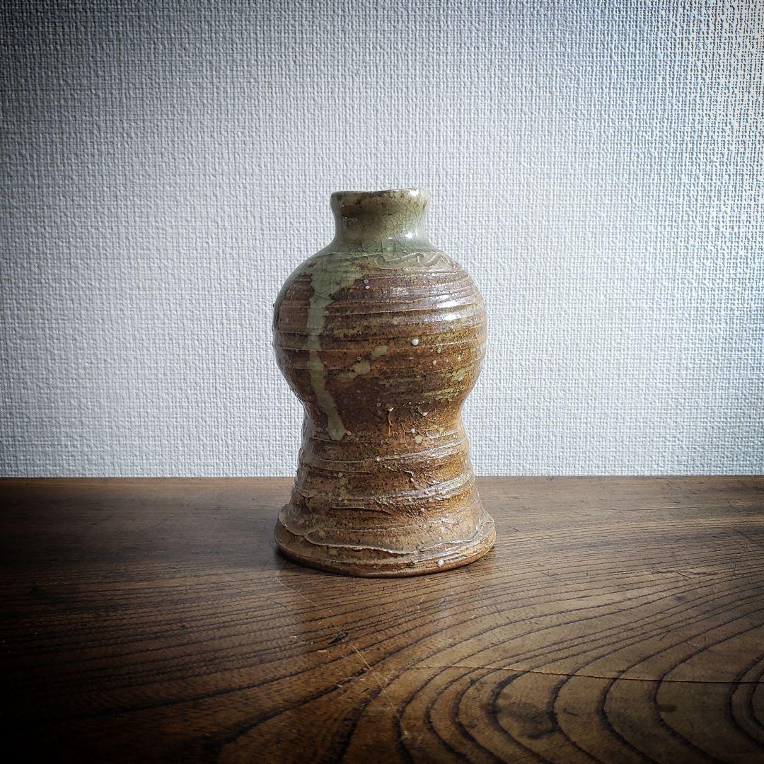 花瓶　花器　徳利　作家物　在銘　ろくろ目　フラワーベース　一輪挿し