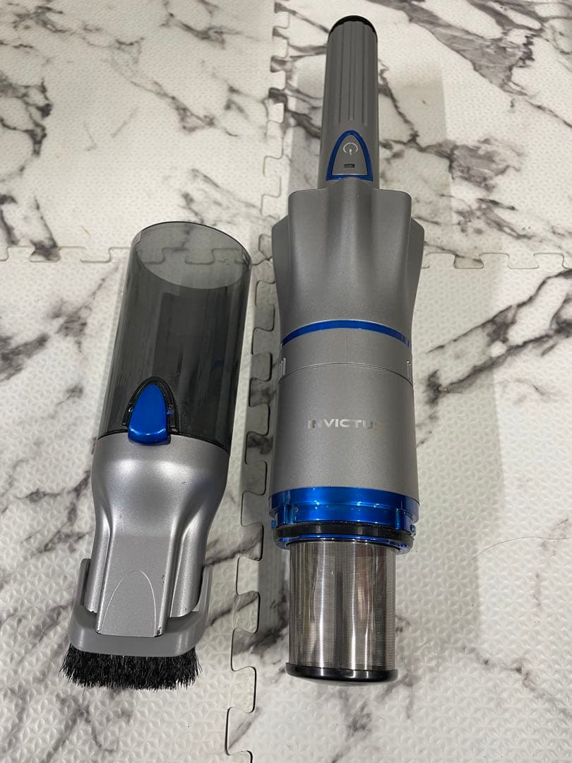 インビクタスワン　コードレスクリーナー　掃除機