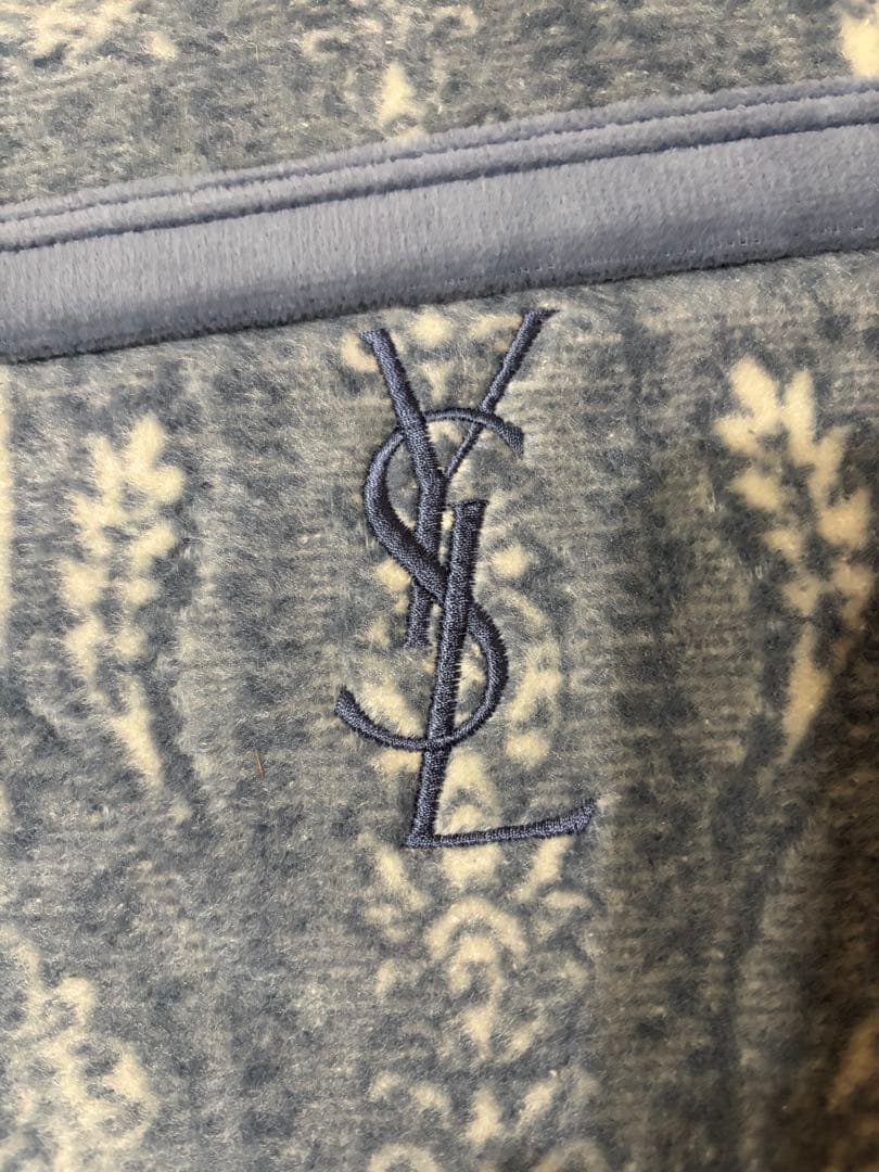 イヴサンローラン　シルク100 毛布　YSL
