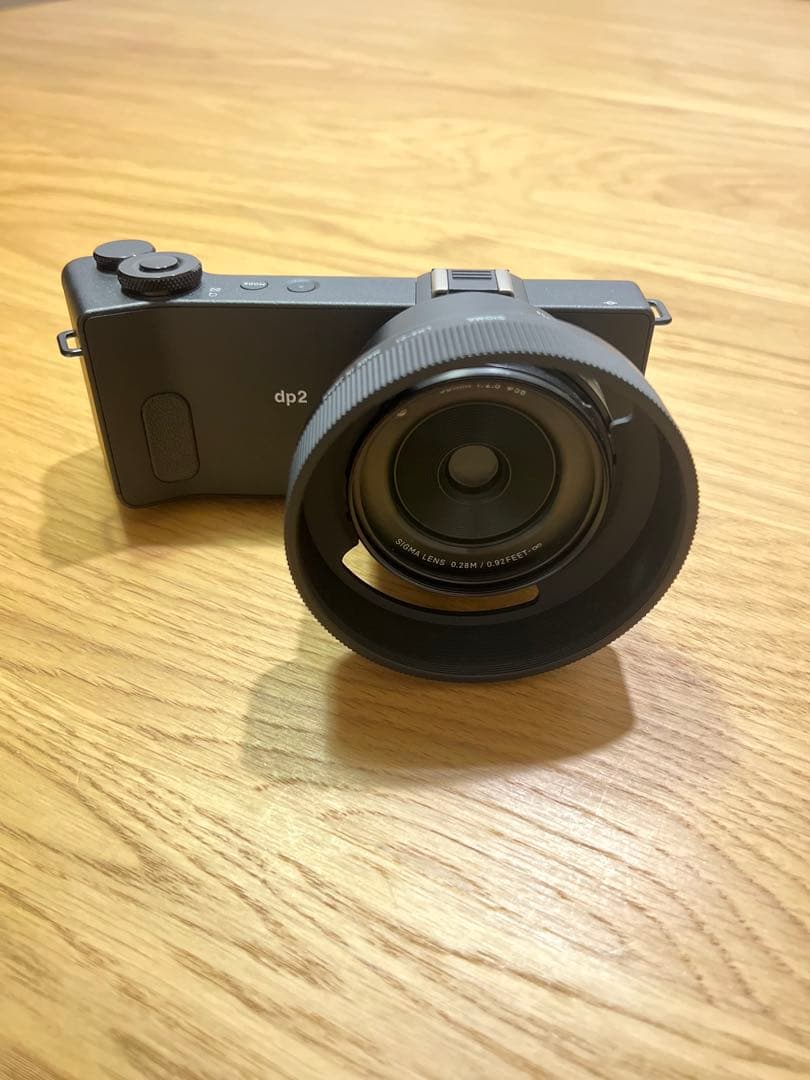 SIGMA デジタルカメラ dp2Quattro ※フード付き/充電器無し
