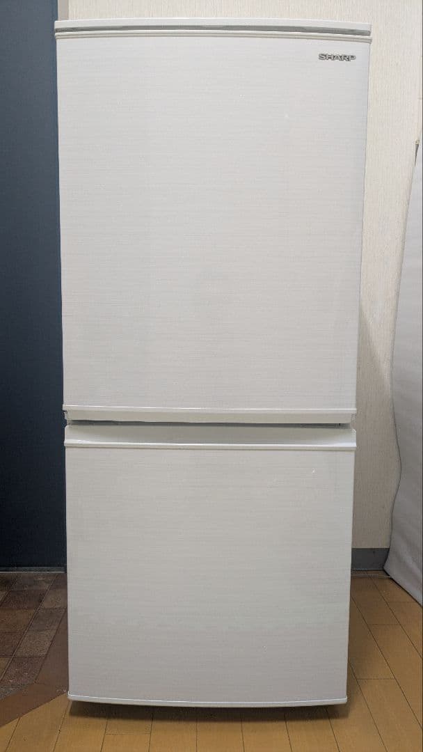 シャープ 冷蔵庫　SJ-D14F-W 2020年製　今月末まで