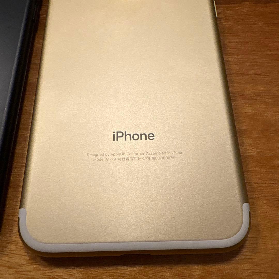 【美品】iPhone7 32GB2台セット ローズゴールド・ブラックSIMフリー