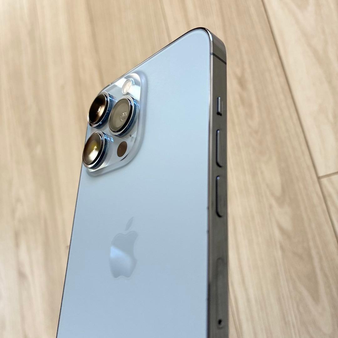 のぶ✨Apple iPhone13Pro 本体 シエラブルー 256GB