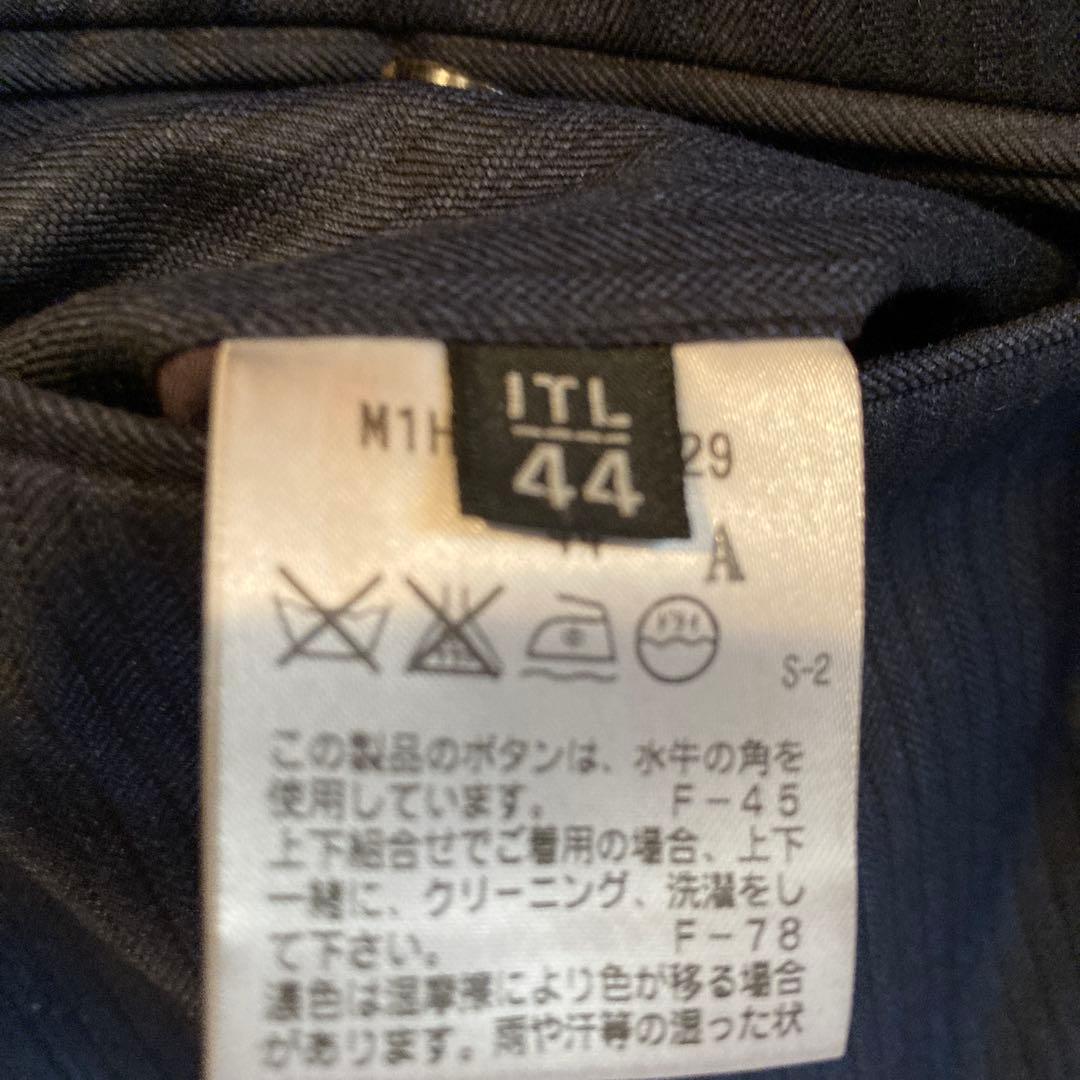 綾鷹ティー 美品！EPOCA UOMO ダークブルーのストライプスーツ