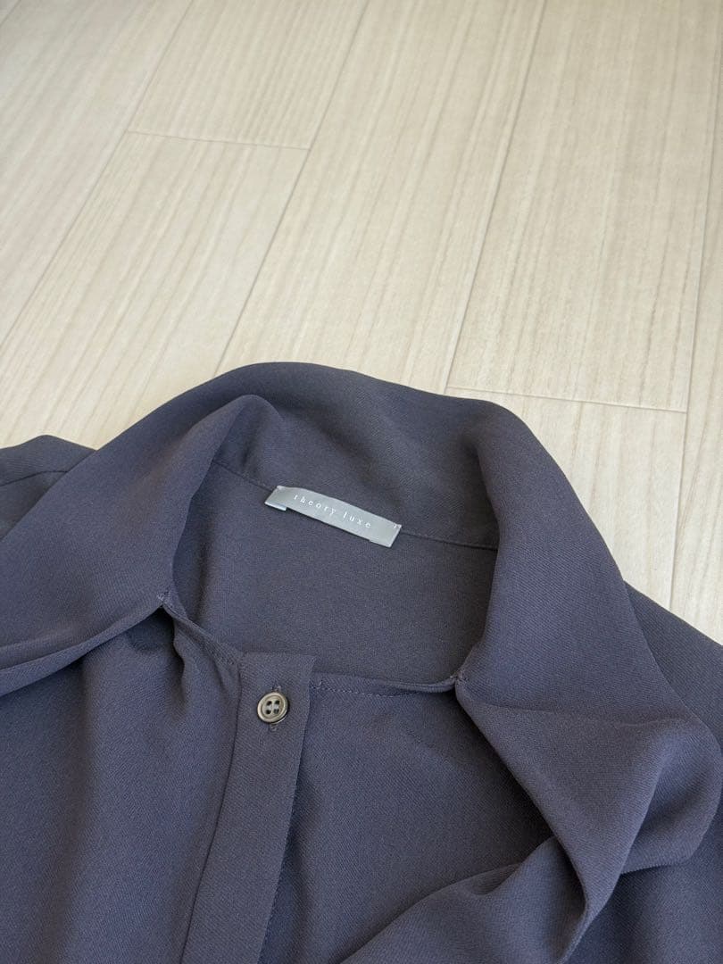 セオリーリュクス　ボウタイ　ブラウス　シャツ　ブラウス　チャコールグレー